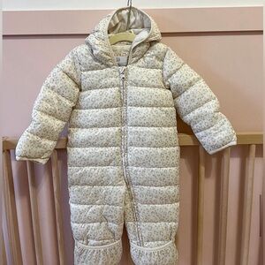 GAP bunting/warm suit 6-12 months